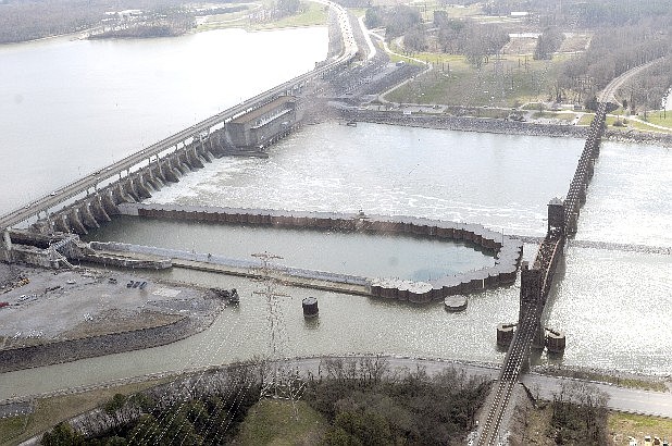 The Chickamauga Dam lock replacement is stalled because of a lack of federal funding.