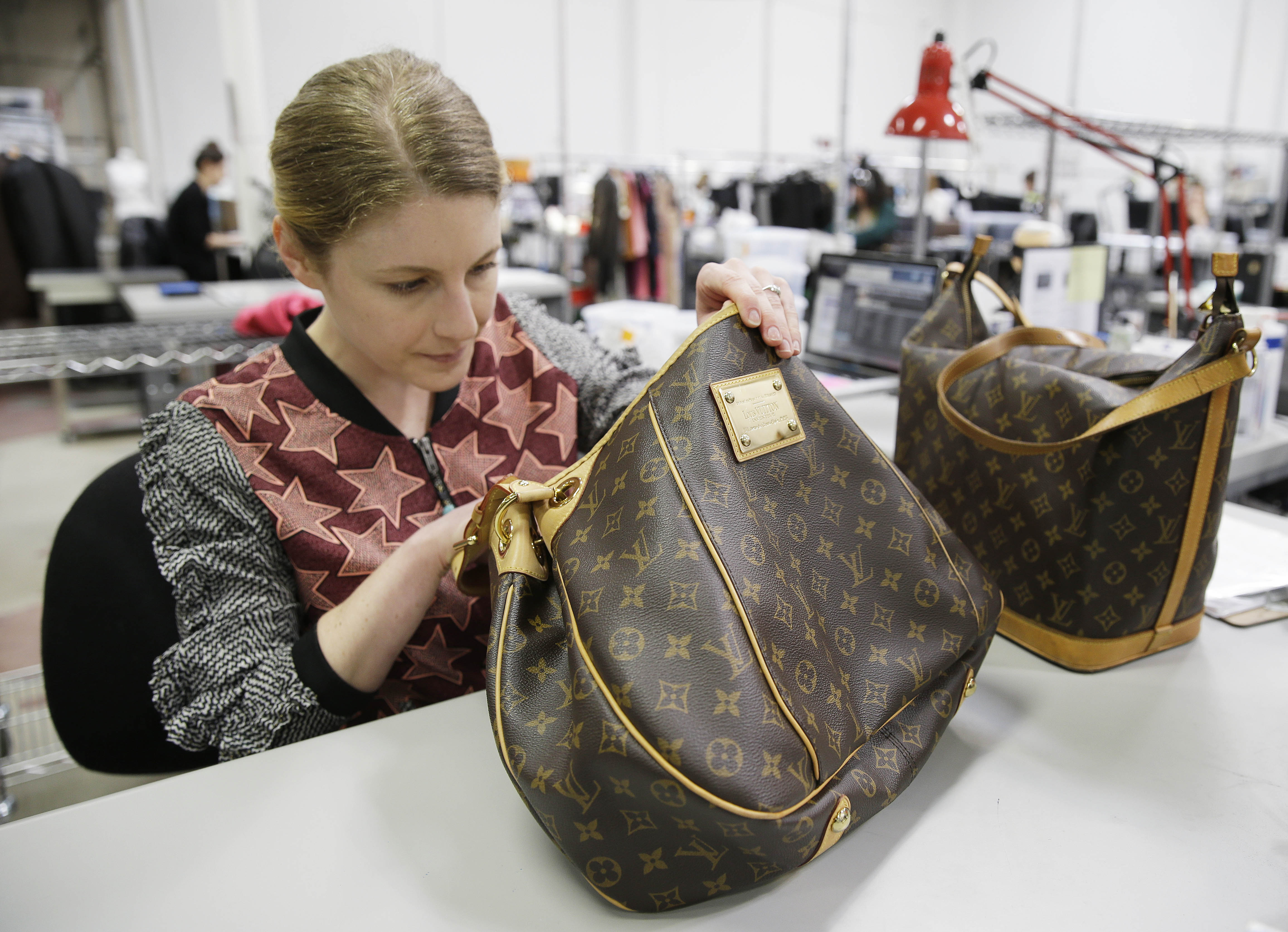 Louis Vuitton, Preowned & Secondhand Fashion