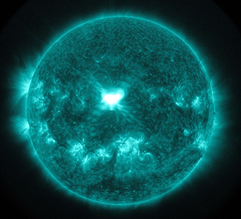 solar-storm-arrives-at-earth-but-not-a-problem-chattanooga-times