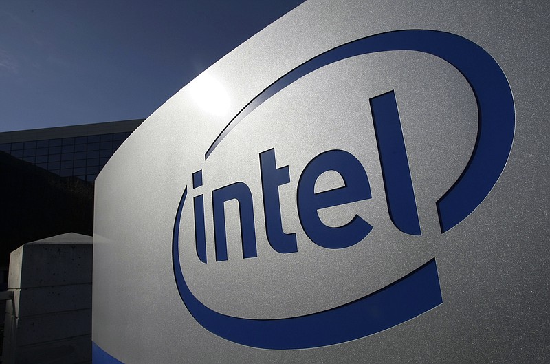 
              FILE - In this Jan. 12, 2011, file photo, the Intel logo is displayed on the exterior of Intel headquarters in Santa Clara, Calif. Intel Corp., says it will invest up to 9 billion yuan (US$1.5 billion) to take a 20 percent state in Chinese chipmakers Spreadtrum Communications and RDA Microelectronics, which are controlled by Tsinghua Unigroup Ltd., a state-owned company funded by Tsinghua University. (AP Photo/Paul Sakuma, File)
            