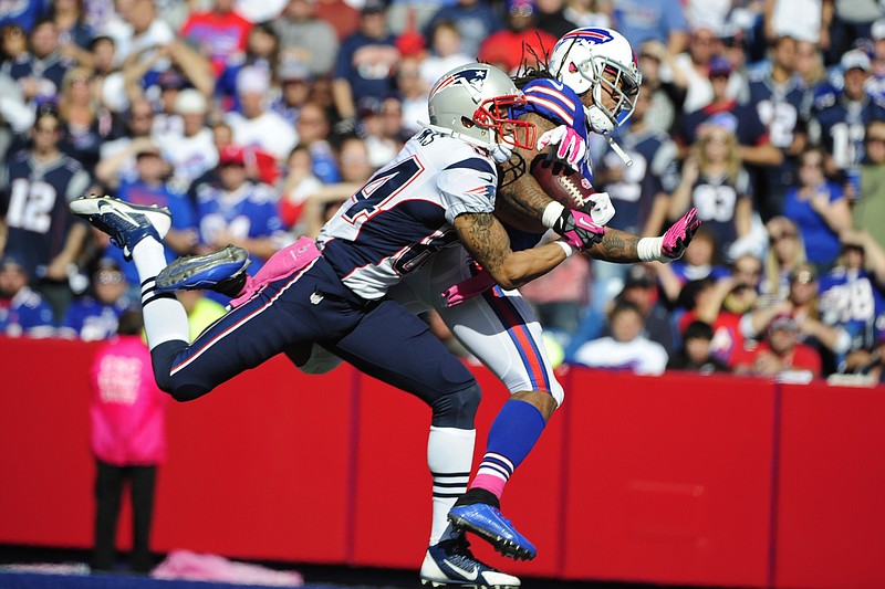 Brady Leads Patriots To 37-22 Win Over Bills