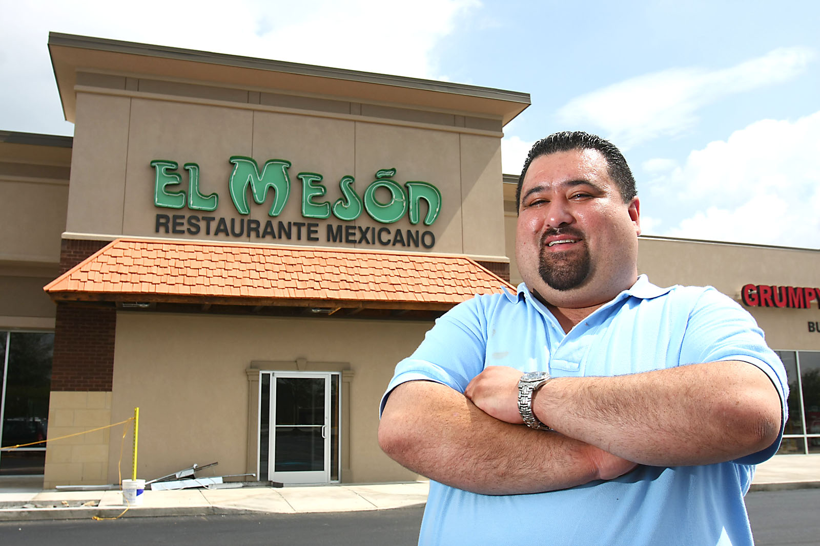 El Meson owner says officer Fields lied about after-hours gambling,  stripping at restaurant | Chattanooga Times Free Press