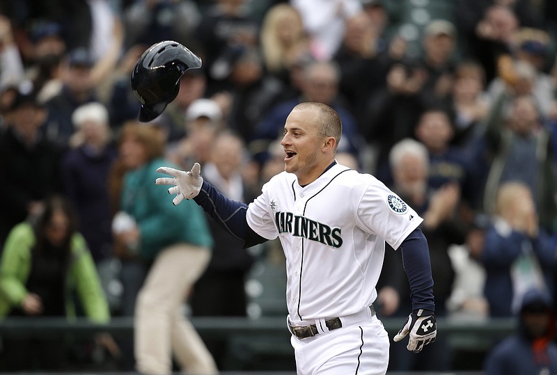 Kyle Seager, Mariners agree on $100M, 7-year deal, AP source says