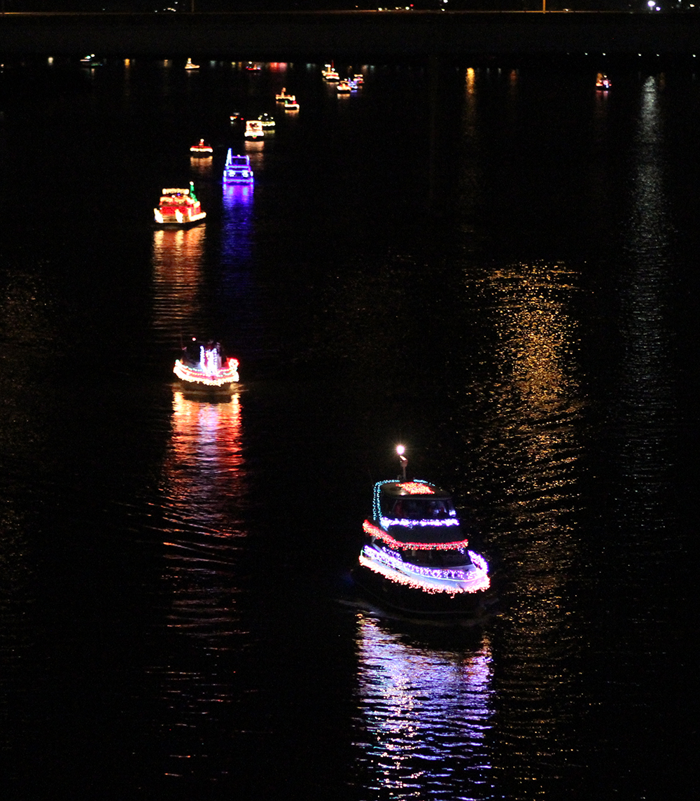 Ice rink debuts at boat parade Friday Chattanooga Times Free Press