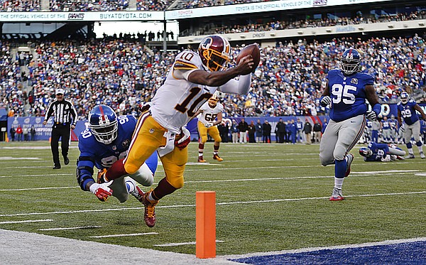 Washington Redskins receiver Santana Moss ejected vs. Giants for berating  referee 