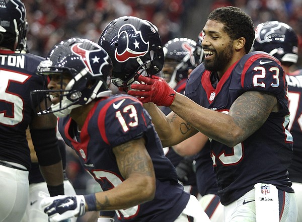 HOUSTON — Houston Texans running back Arian Foster is firing back at