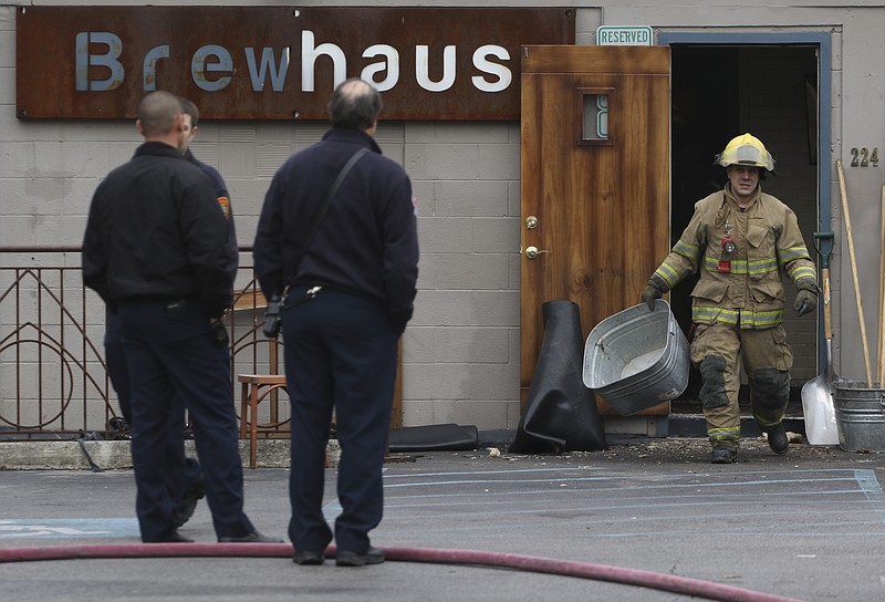 Chattanooga Firefighters respond to a kitchen fire at the BrewHaus off of Frazier Avenue on Jan. 22, 2015. According to spokesman Bruce Garner, the fire was put out with dry extinguishers and there were no injuries. 