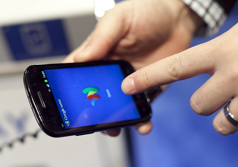 Google teams up with 3 wireless carriers to combat Apple Pay