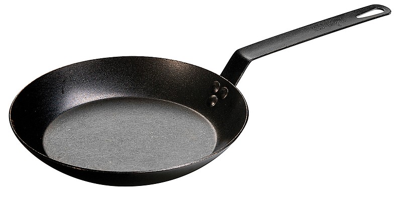 Lodge Manufacturing in South Pittsburg, Tenn., is bringing out a new line of seasoned carbon-steel cookware.