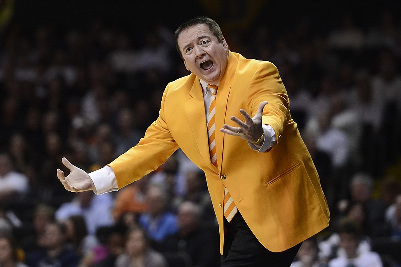Donnie Tyndall responds to a officials call in this March 27, 2015, file photo.
            