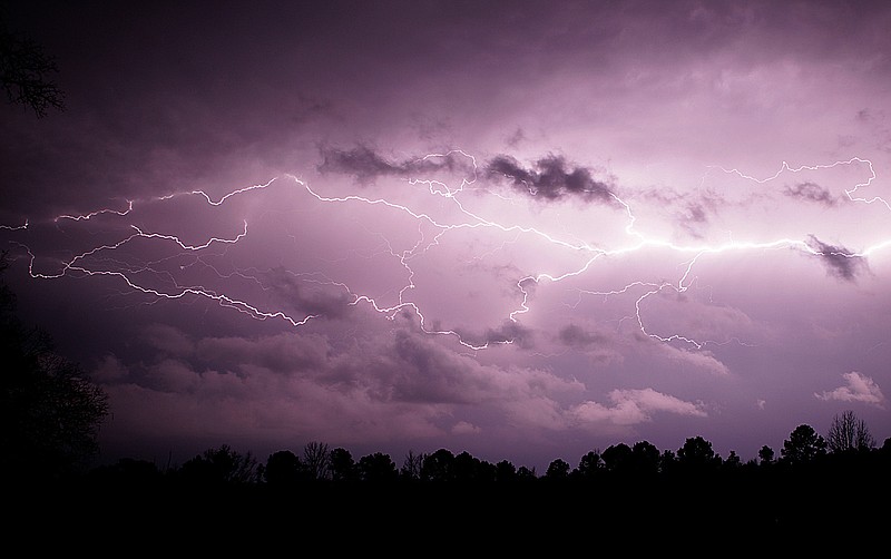 Thunderstorms are headed for the Southeast, with analysts expecting supercell thunderstorms capable of large hail, damaging winds and a couple tornados