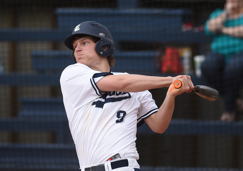 Gordon Lee's Conard Broom hits in the game against Dade County in this March 26, 2015, file photo.