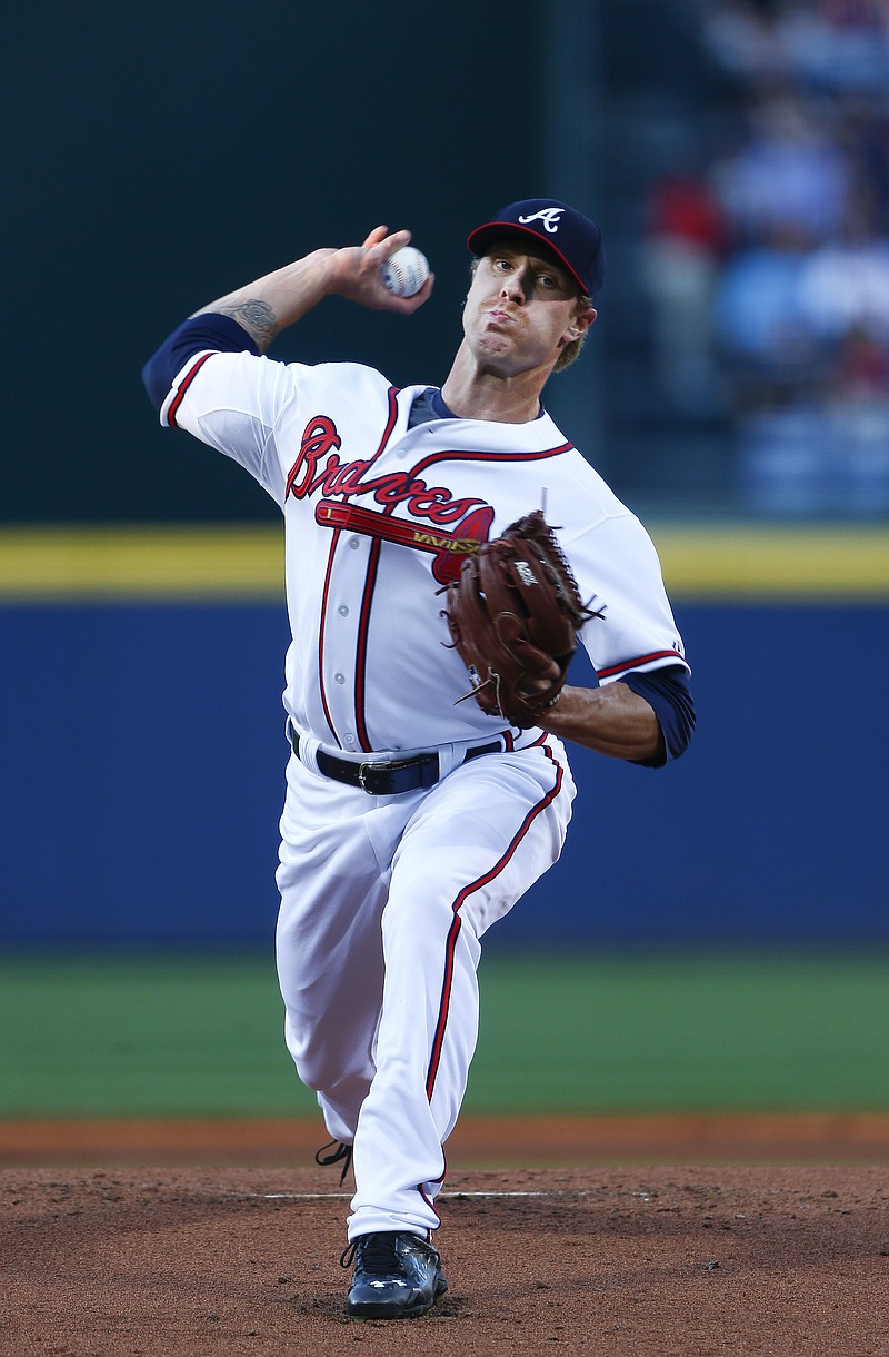 Atlanta Braves starting pitcher Mike Foltynewicz works in hisl game against the Cincinnati Reds Friday, May 1, 2015, in Atlanta.