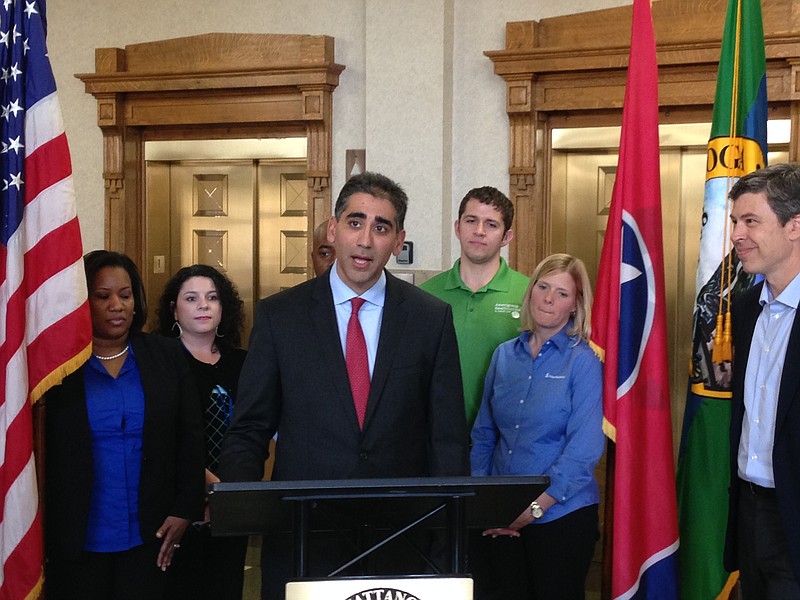 Dr. Manny Sethi, founder of the non-profit Healthy Tennessee, speaks about Chattanooga health care at a press conference on May 8, 2015. 