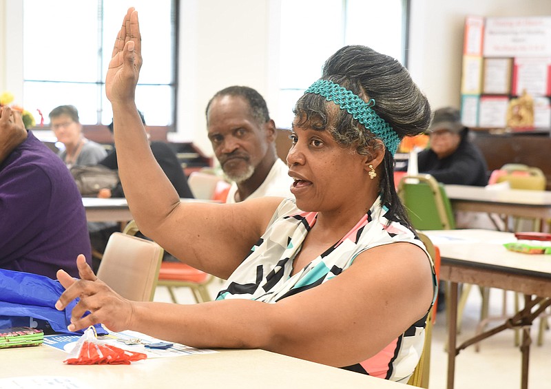 Residents object to Chattanooga Housing Authority maintenance fee