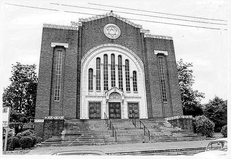 The B'Nai Zion Synagogue on Vine Street, 1976.