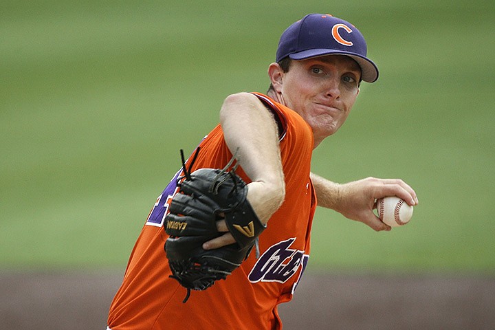 Clemson starter Matthew Crownover pitches against Oregon during the first inning of an NCAA college baseball regional tournament game Friday, May 30, 2014, in Nashville, Tenn. (AP Photo/Mark Humphrey)