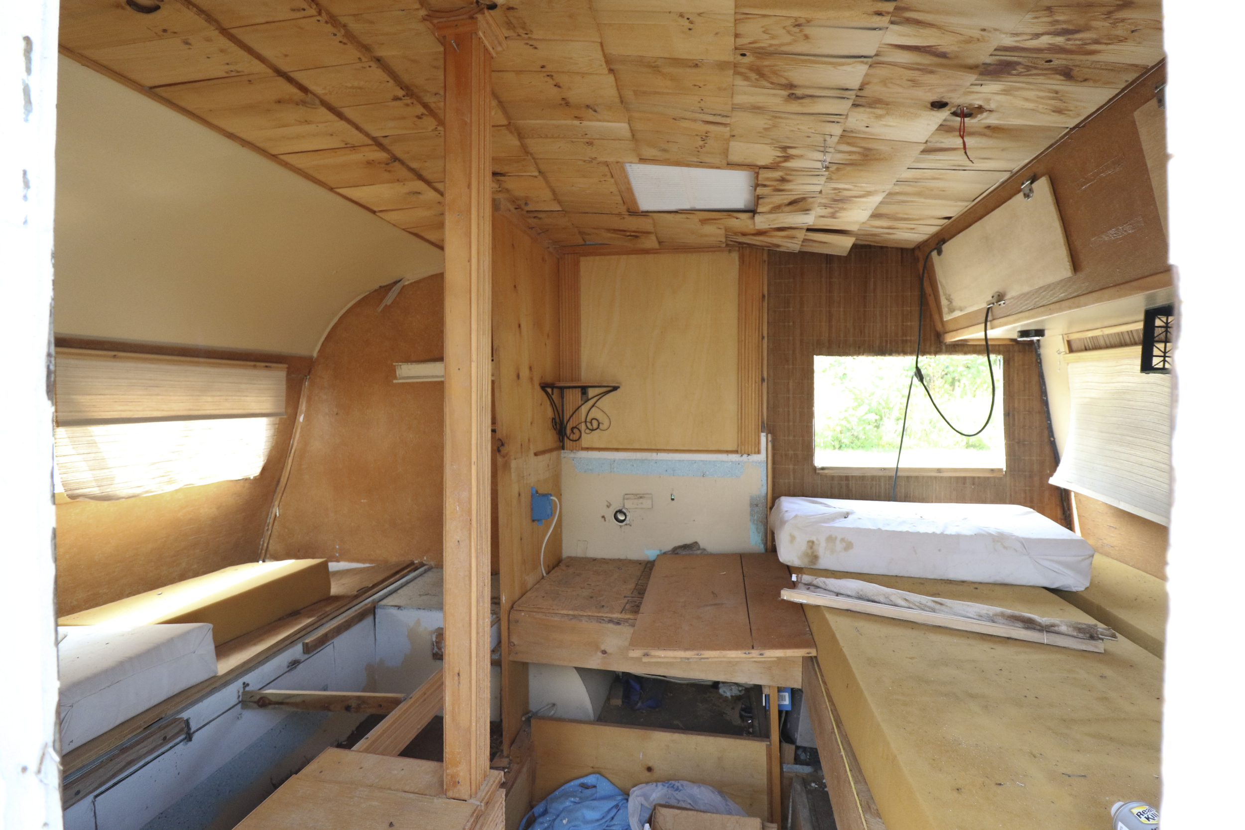 D.B. Vintage Campers picks up old camera in all conditions like this old one and then rebuilds them from the ground up.