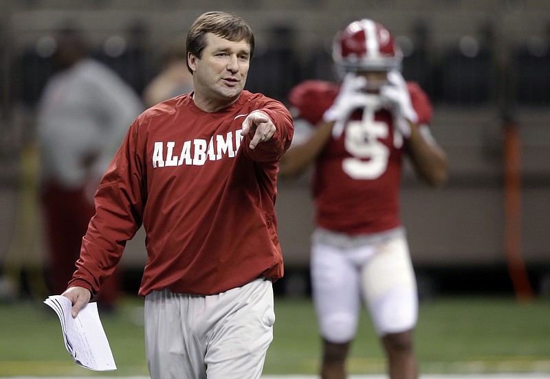 Alabama defensive coordinator Kirby Smart gives instructions in a practice before last season's playoff game against Ohio State in New Orleans, which the Crimson Tide lost 42-35.