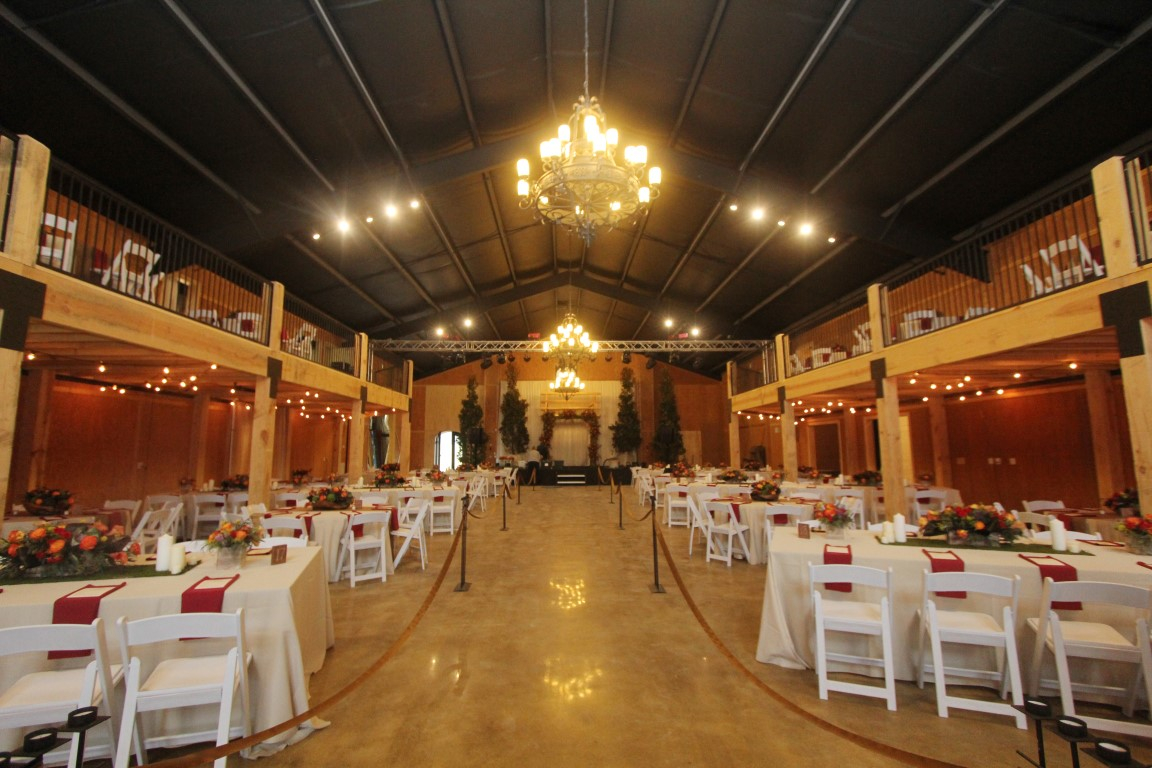 The barn at Howe Farms Wedding Venue in Georgetown, Tenn., seats 500 guests, not including more seating space on the second-floor mezzanine.