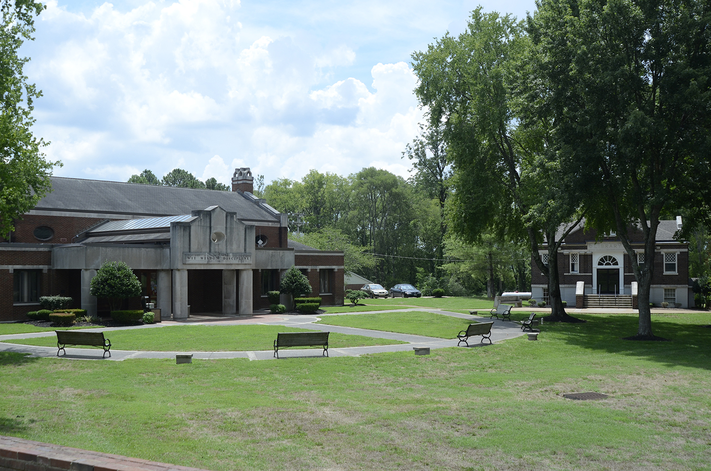 Jul 20, 2012-- The Webb School in Bell Buckle, Tenn., is the oldest continuously operating board school in the South.