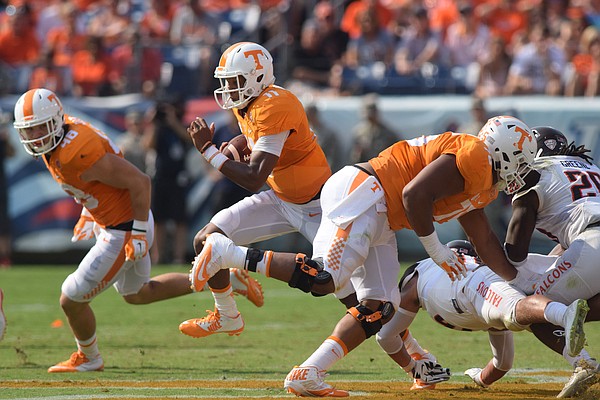 Vols QB Josh Dobbs using Oklahoma loss as 'learning tool' | Chattanooga ...