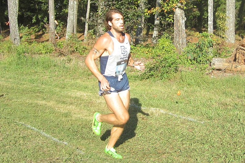 Dalton State College junior Spencer Head from Casmas, Wash., was the SSAC men's cross country runner of the week after leading the Roadrunners to victory with a first-place individual finish in the North Georgia Invitational.
