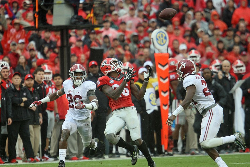 Georgia redshirt senior receiver Malcolm Mitchell is trusting the coaches to fix the third-down woes for the Bulldogs, who rank last in the SEC in getting first downs on thirds.