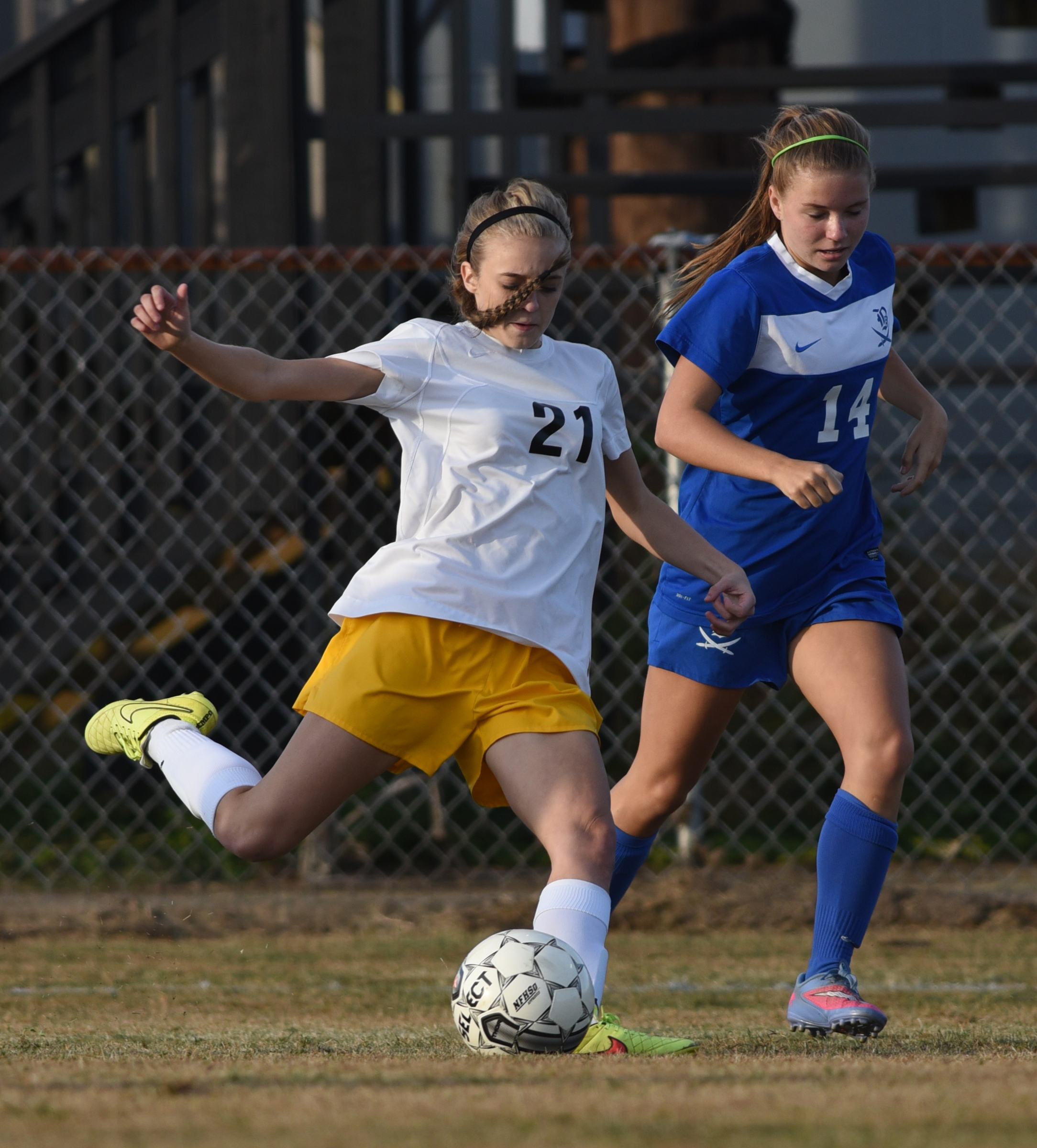 Boyd Buchanan's Hannah Isanhart and Hixson's Leslie Lewis battle for control of the ball Tuesday, October 20, 2015 at Hixson High School.
