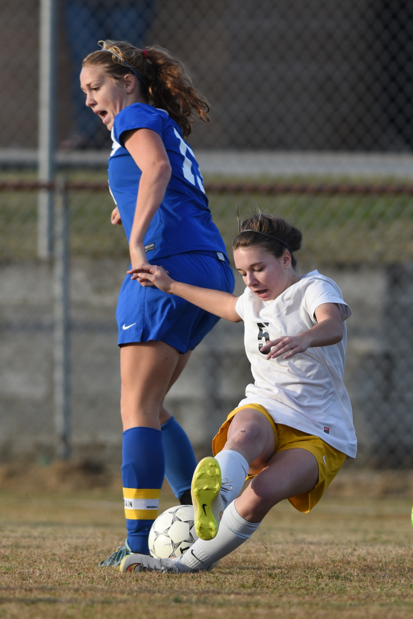 Boyd Buchanan's Emma Rogers and Hixson's Emily Darr play in the game Tuesday, October 20, 2015 at Hixson High School.