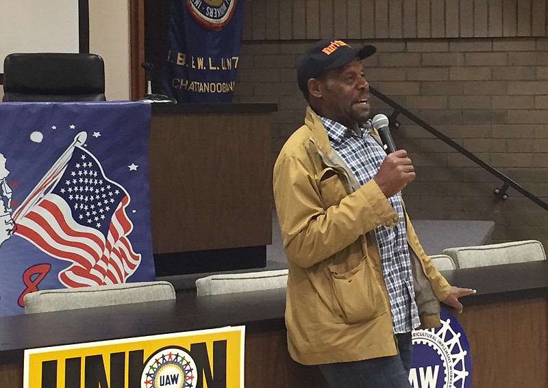 Actor Danny Glover talks with United Auto Workers Local 42 members at the union's Chattanooga headquarters on Friday.