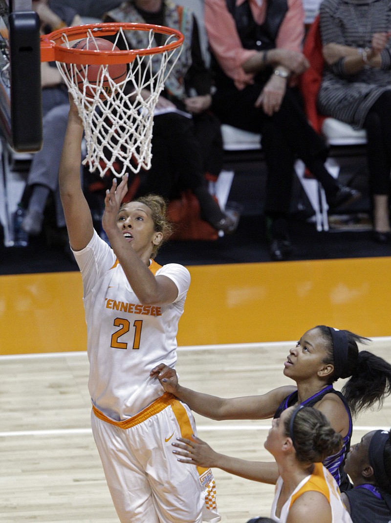 Tennessee center Mercedes Russell (21) shoots a layup in the first half of an NCAA college basketball game against Central Arkansas Sunday, Nov. 15, 2015, in Knoxville, Tenn. (AP Photo/Wade Payne)