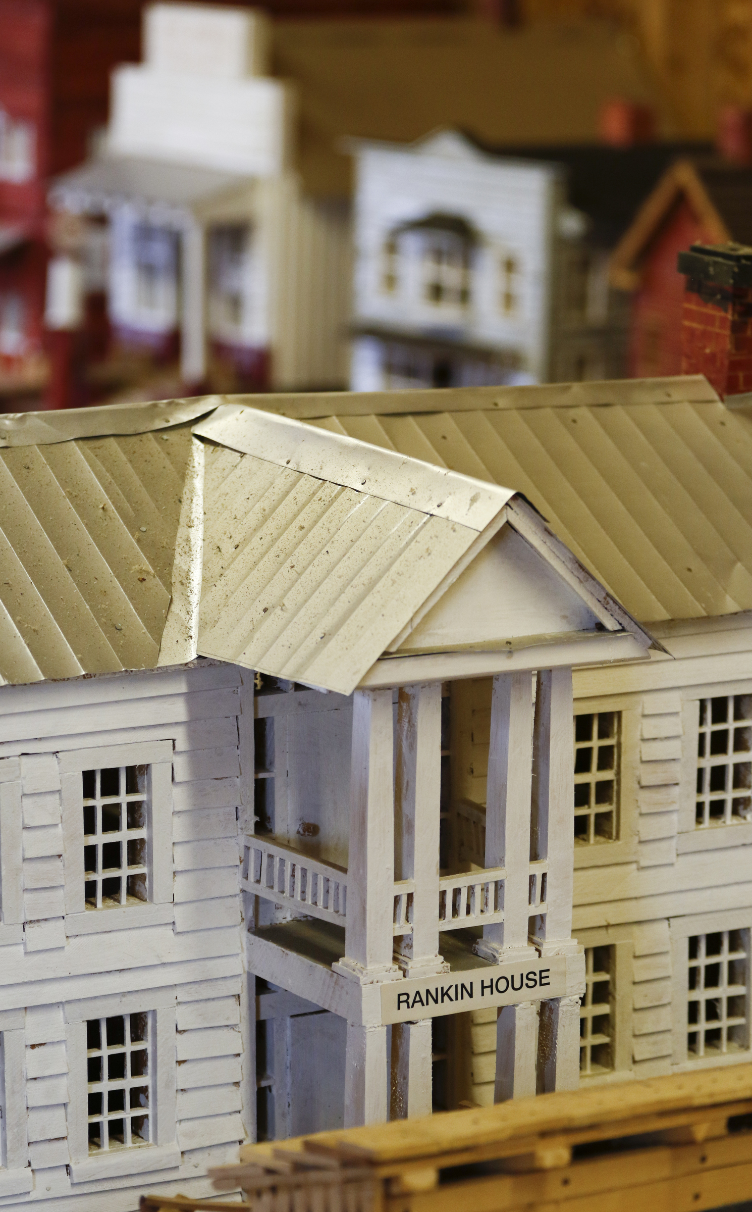 Staff Photo by Dan Henry / The Chattanooga Times Free Press- 11/25/15. Nadean Kell, speaks about her late husband Thaxton Kell, who built miniature replicas of structures that were present in the Sequatchie Valley and surrounding areas when he was younger.
