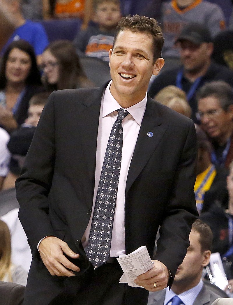 Luke Walton wins coach of month despite official 0-0 record ...