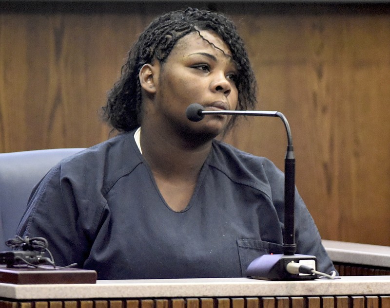 Carmisha Lay testifies before the jury is seated in the opening day of a murder trial for Stephen Lester on Wednesday, Dec. 9, 2015, in Judge Tom Greenholtz's courtroom in Hamilton County Criminal Court in Chattanooga. Lester is facing charges in the January 2013 shooting death of Edward Glenn, Jr.