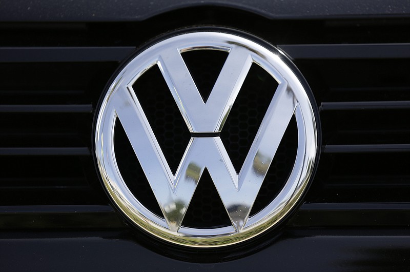 VW logo tile