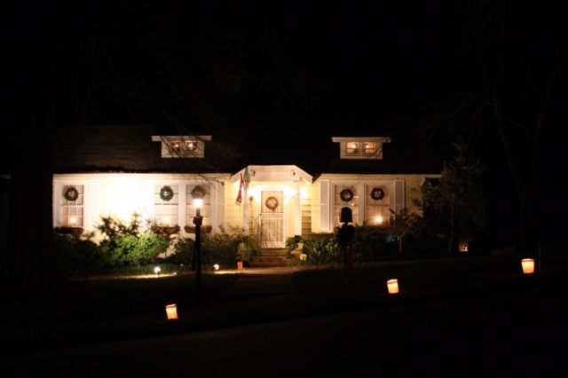 Luminaries line the yards of homes in the Shepher Hills/Ridgeside and Crescent Park neighborhoods.