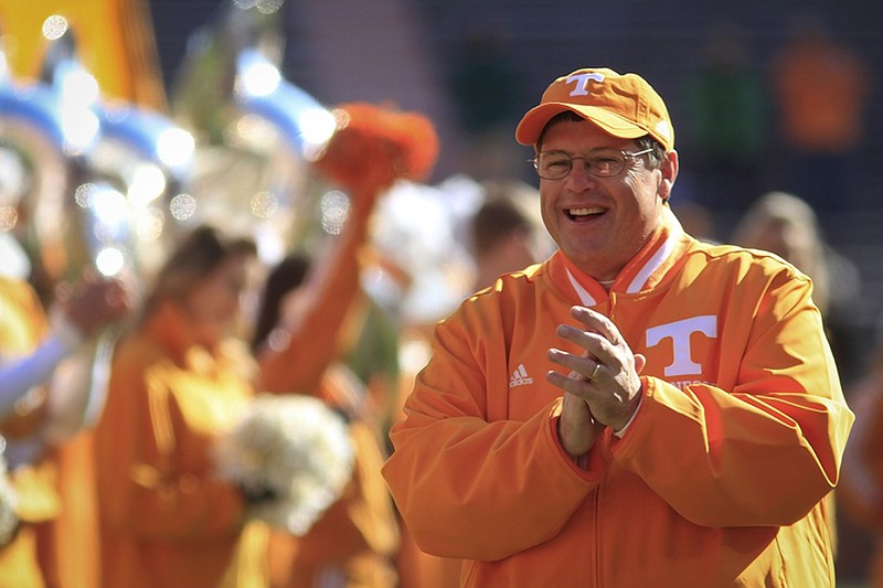 Jim Chaney, Georgia's offensive coordinator the past three seasons, is back for a second stint as OC at Tennessee.