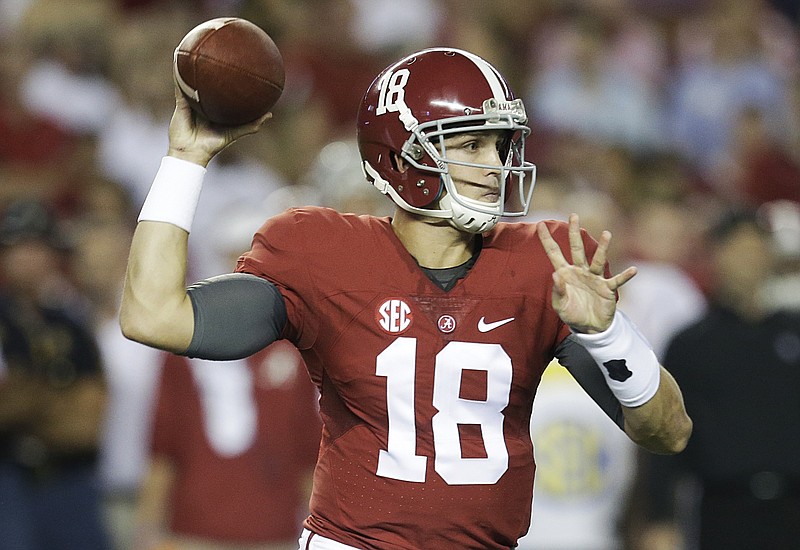 Alabama redshirt sophomore quarterback Cooper Bateman started against Ole Miss in September but spent most of this season as Jake Coker's backup.