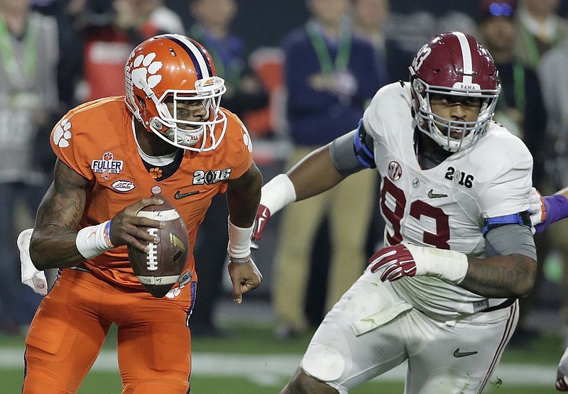 Alabama junior defensive end Jonathan Allen has decided that last Monday's win over Clemson will not be his college finale.