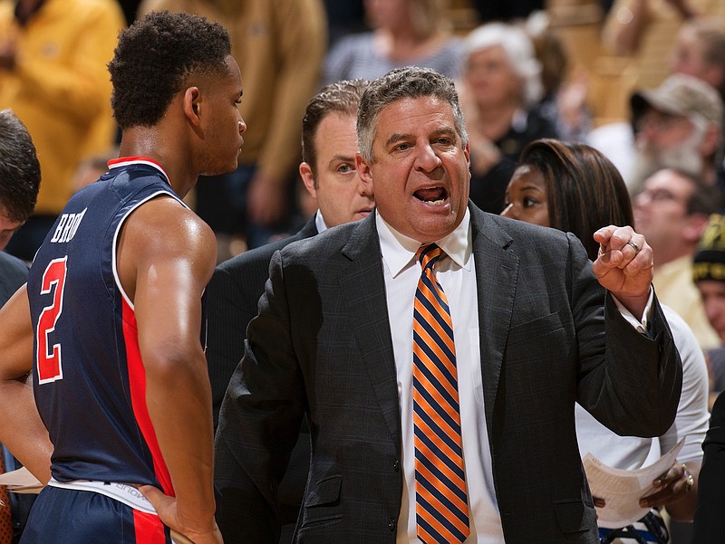 Auburn second-year basketball coach Bruce Pearl hasn't had the same success with the Tigers as he did at Tennessee, but he is coming off wins over Kentucky and rival Alabama.