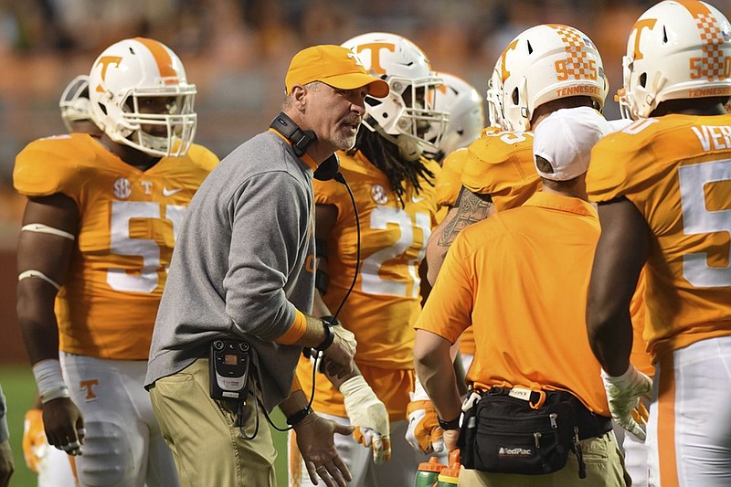 Tennessee defensive coordinator John Jancek instructs the defense.  The Vanderbilt Commodores visited the Tennessee Volunteers in SEC football action November 28, 2015.