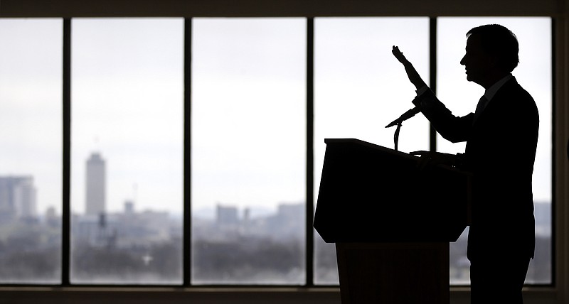 
              Tennessee Gov. Bill Haslam speaks at the the Tennessee Press Association convention Thursday, Jan. 28, 2016, in Nashville, Tenn. (AP Photo/Mark Humphrey)
            