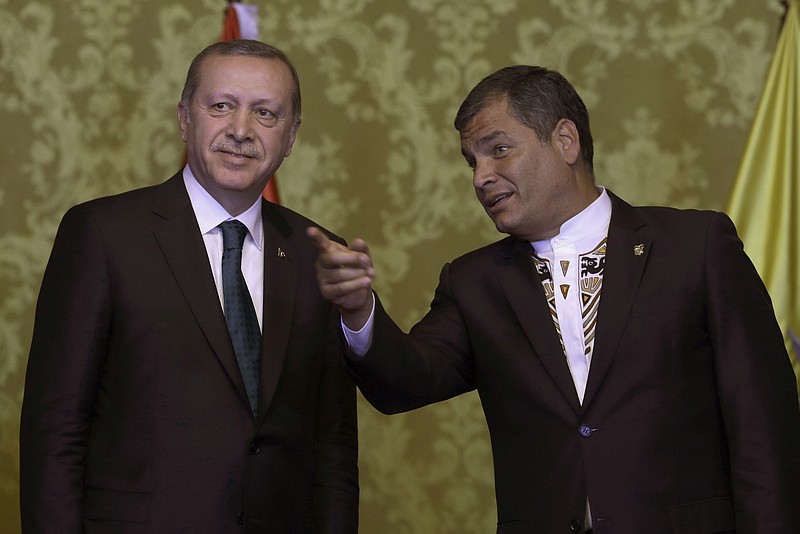 
              Ecuador's President Rafael Correa, right, talks with Turkey's President Recep Tayyip Erdogan as they meet in Quito, Ecuador, Thursday, Feb. 4, 2016. Erdogan is in Ecuador as part of his Latin America tour that also includes Chile and Peru. (AP Photo/Dolores Ochoa)
            