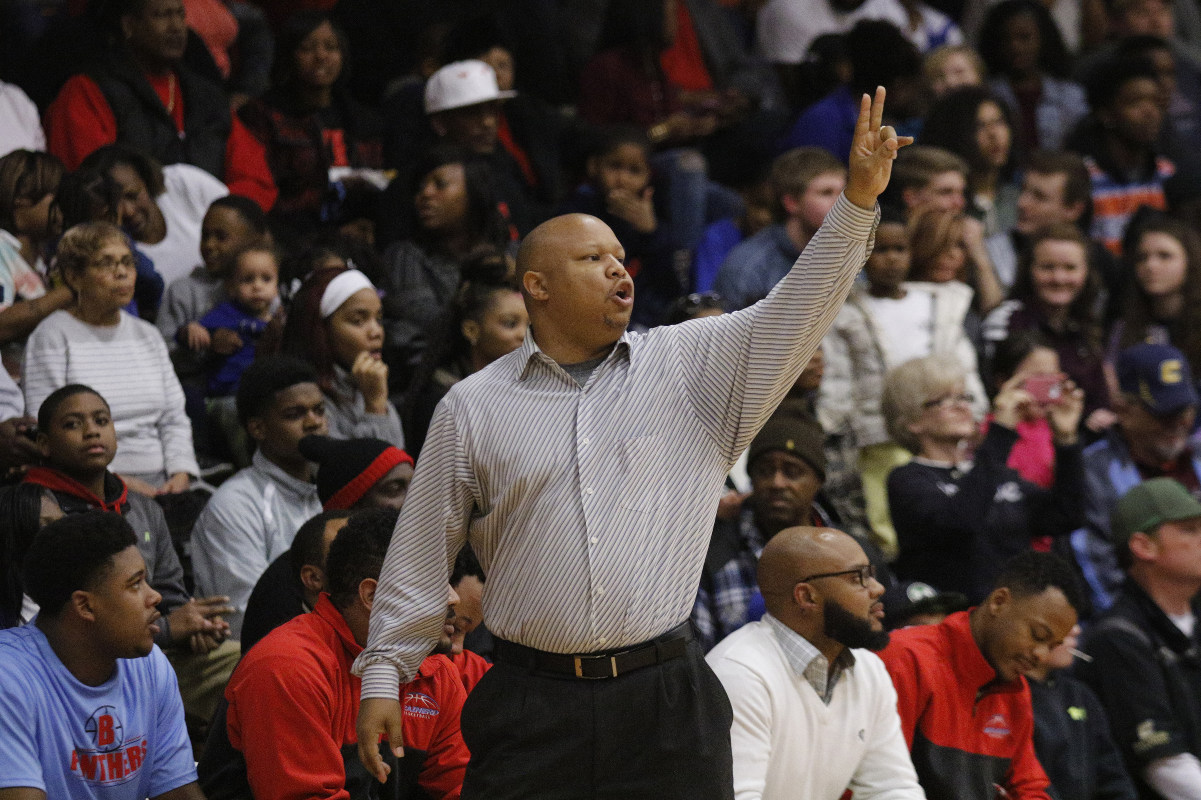Brainerd boys basketball coach Levar Brown directs players during their Region 3-AA boys' basketball tournament championship game against Central at East Ridge High School on Thursday, March 3, 2016, in East Ridge, Tenn.