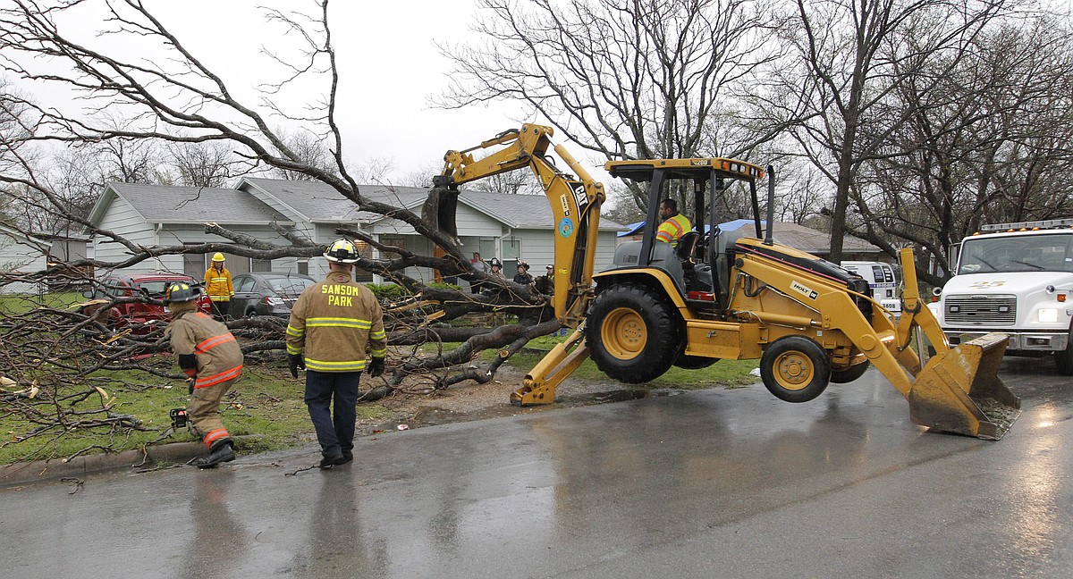 Storms cause flooding, possible twisters in southern Plains ...