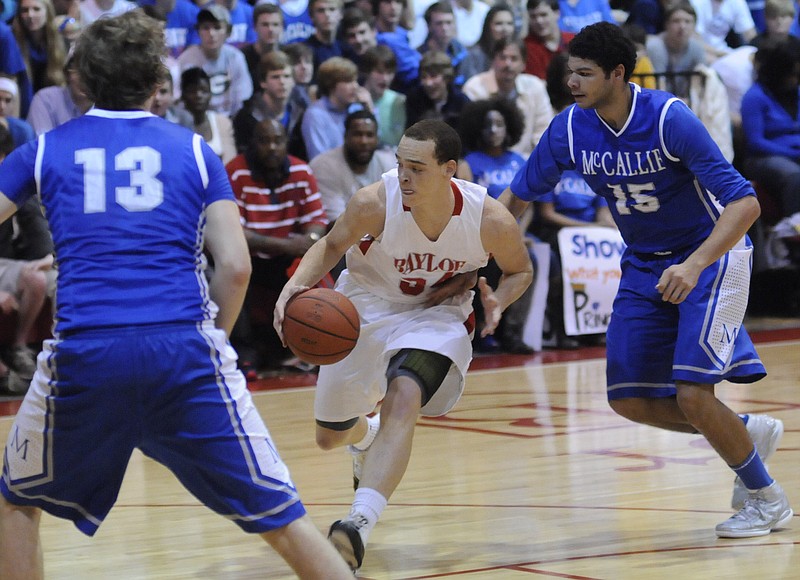 Baylor's Reggie Upshaw weaves his way through McCallie defenders in 2012.