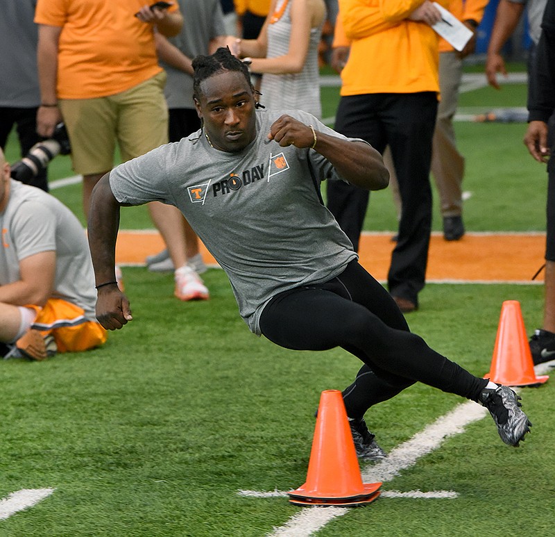 Eide receiver Pig Howard runs a drill during the University of Tennessee's NFL football Pro Day Wednesday, March 30, 2016, in Knoxville, Tenn. (Michael Patrick/Knoxville News Sentinel via AP) MANDATORY CREDIT