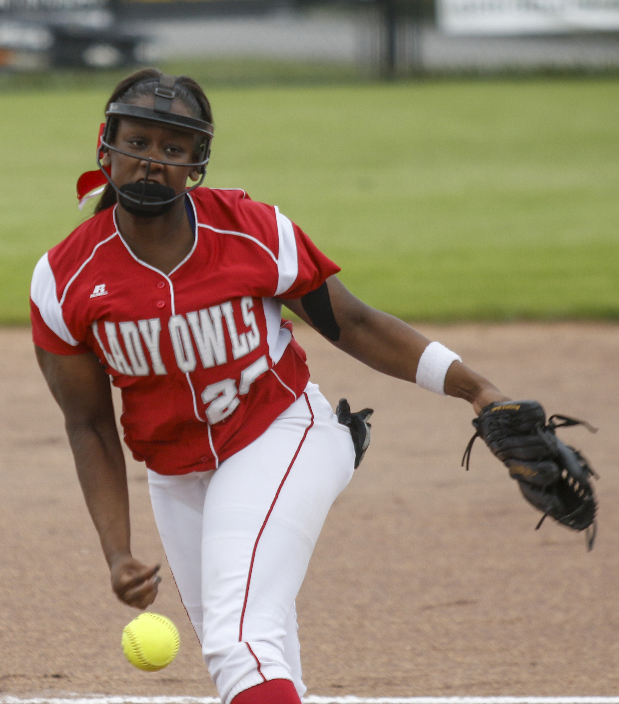 Ooltewah's Kayla Boseman pitches during their softball game against Soddy-Daisy at Soddy-Daisy High School on Wednesday, April 13, 2016, in Soddy-Daisy, Tenn.