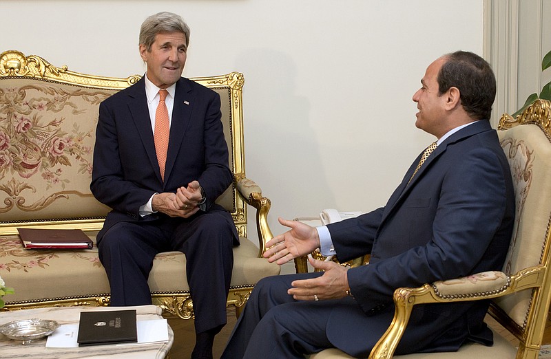 
              Egyptian President Abdel-Fattah el-Sissi, right, meets with U.S. Secretary of State John Kerry at the Presidential palace in Cairo, Egypt, Wednesday, April 20, 2016. (AP Photo/Amr Nabil, Pool)
            